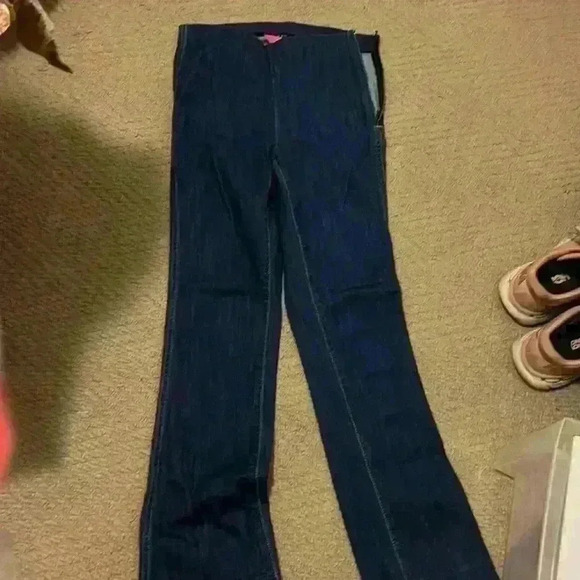 Lilly Pulitzer jeans size 2 - Picture 2 of 6